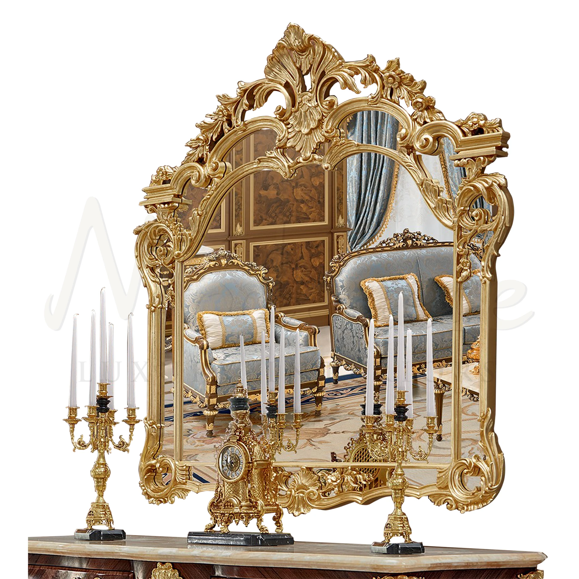 High-End Figured Mirror with gold leaf finish, a Modenese Furniture masterpiece, radiates luxury in interior design.