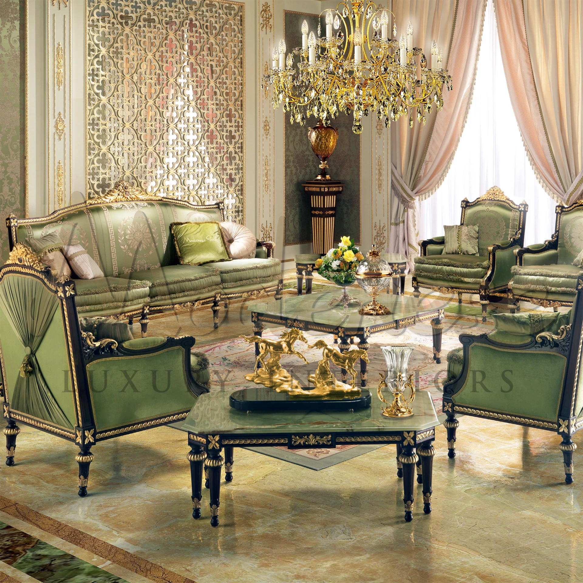 Royal Green Pillow: A masterpiece of luxury, adorned with exquisite trims and crafted with Italian elegance and quality.