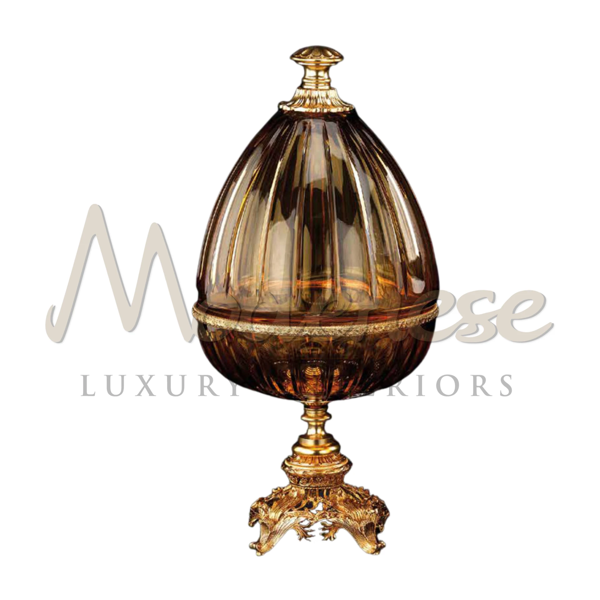 High-quality luxury crystal vase, perfect for elegant and sophisticated interior design, blending classic and baroque styles.
