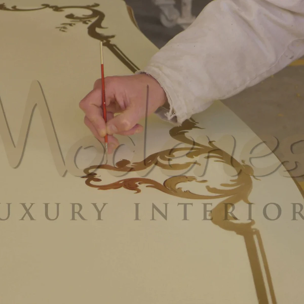 LUXURY HANDCRAFTED DECORATION