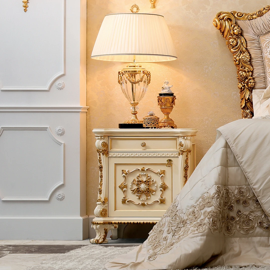 Our baroque style night tables will stand out in the warm atmosphere of your royal bedroom like a magic couple of brillant diamonds.
