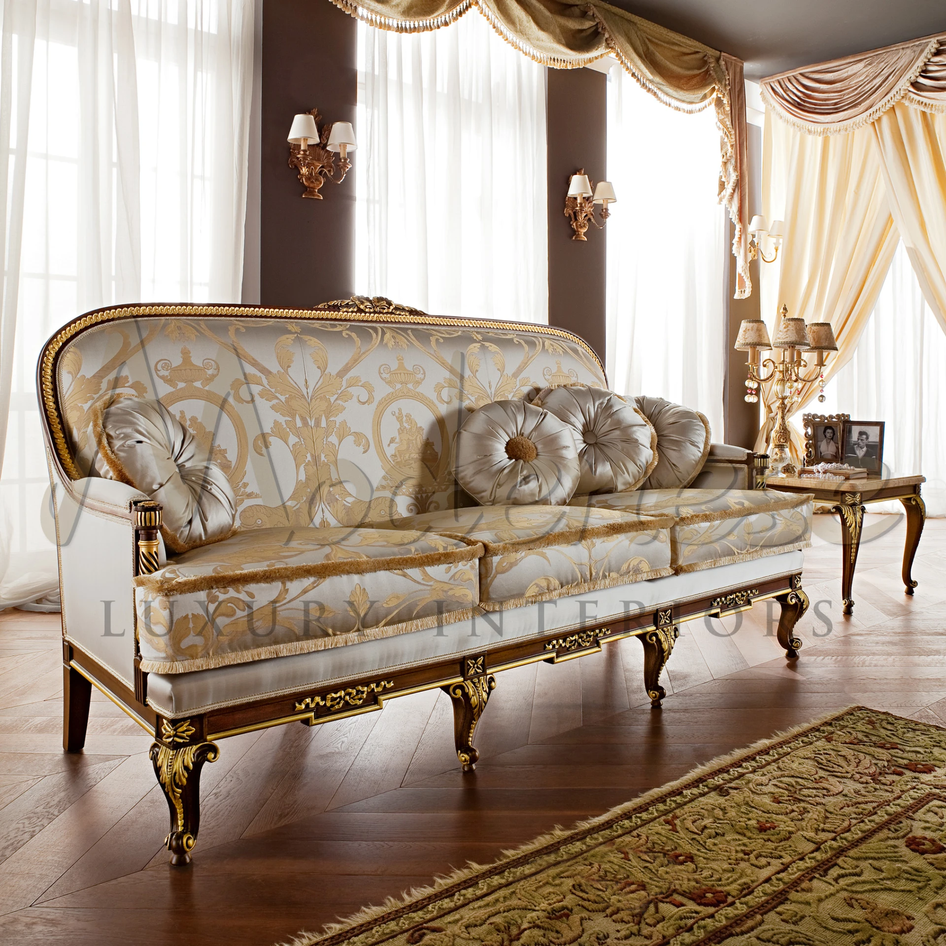 Durable Classic Style Sofa with solid wood structure and gold leaf details, showcasing refined Italian design and craftsmanship.
