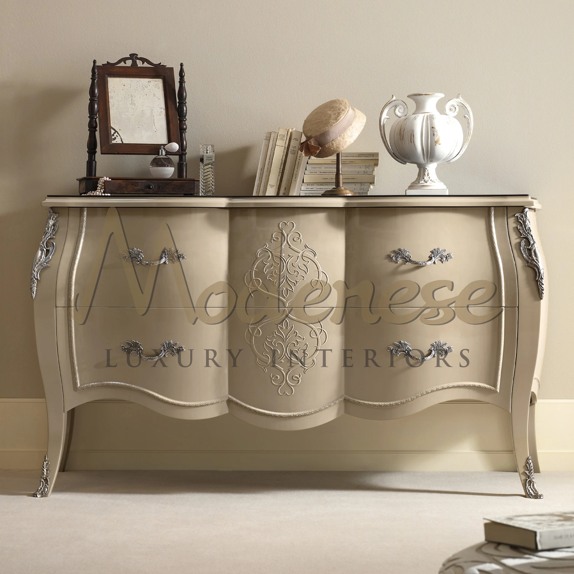 Silver luxury chest of drawers