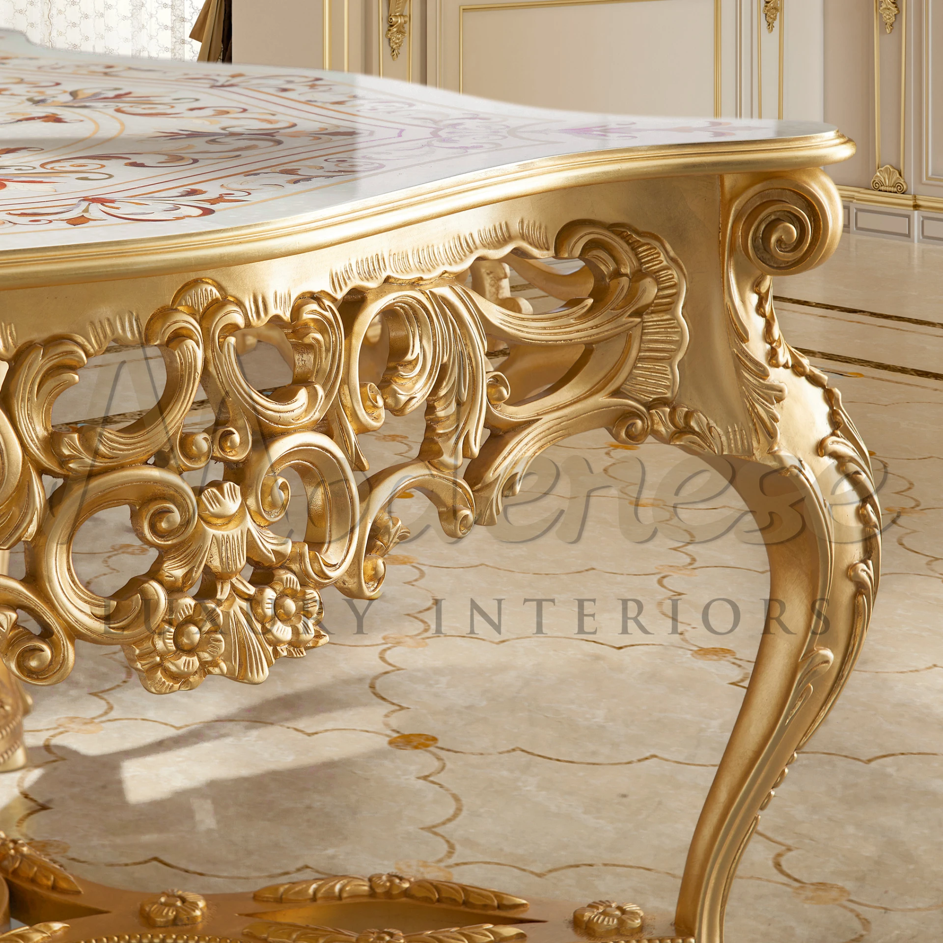 Luxury Classic Style Central Table, a testament to classic interior design with its exquisite gold leaf structure finishing.
