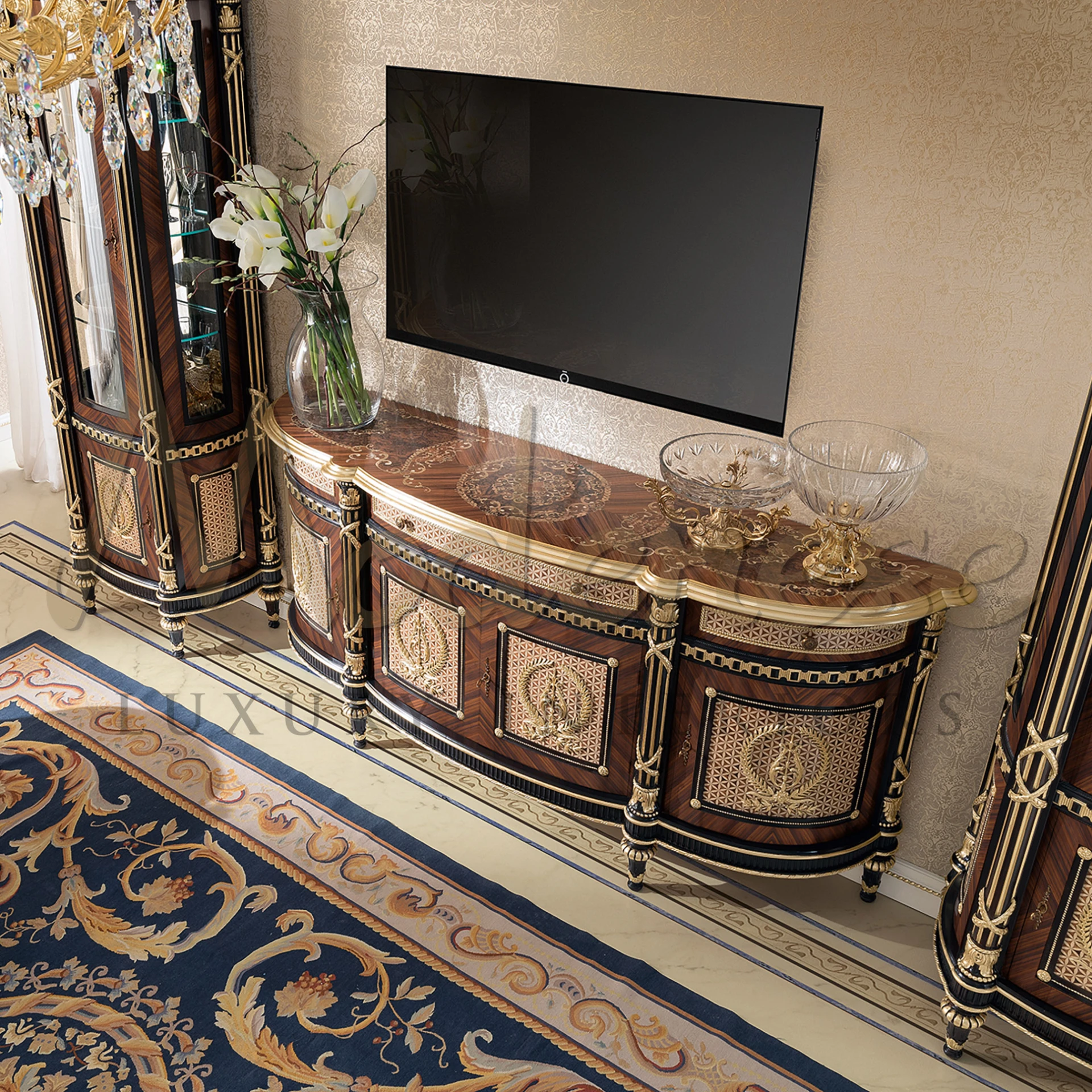 Reimagine classic piece with meticulous wooden detailing and elegant marquetry table top. A masterpiece by Modenese Furniture's in-house specialists.